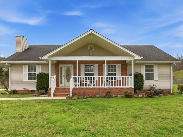 120 Graves Road, Soddy Daisy 37379