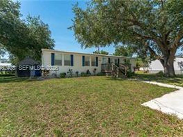 4018 Caloosa Loop , La Belle, FL 33935