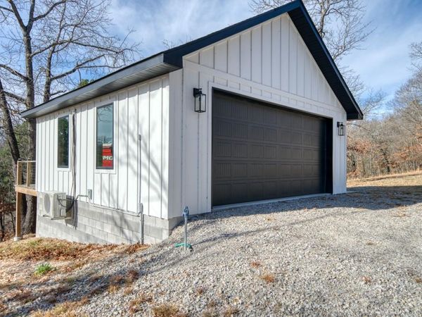 131 Beaverview Road , Eureka Springs, AR 72631