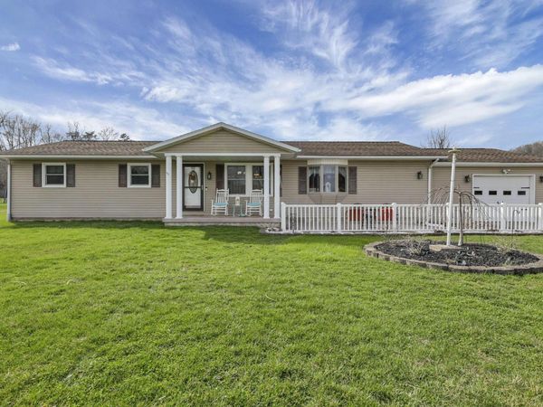 10923 Jane Street , Rockbridge, OH 43149