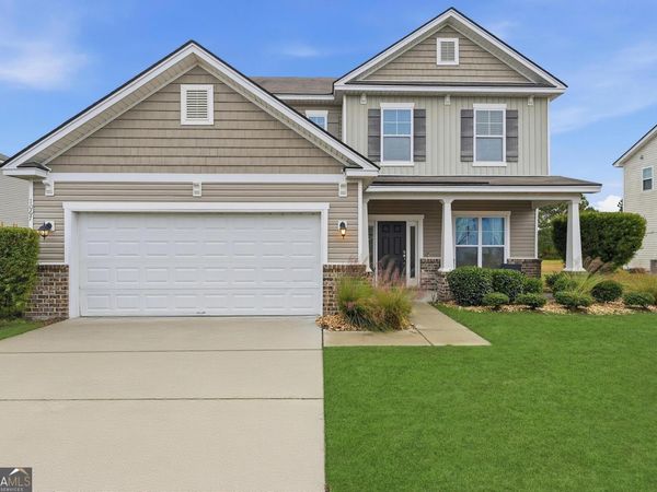 1067 Autumns Wood Circle E, Brunswick, GA 31525