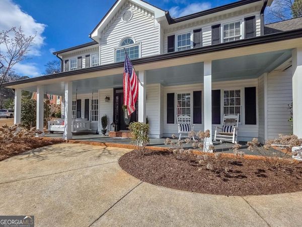 6084 Fairlong Point NW, Acworth, GA 30101