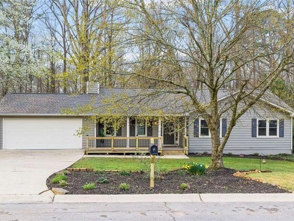 1560 Sundale Drive, Lawrenceville, GA 30046