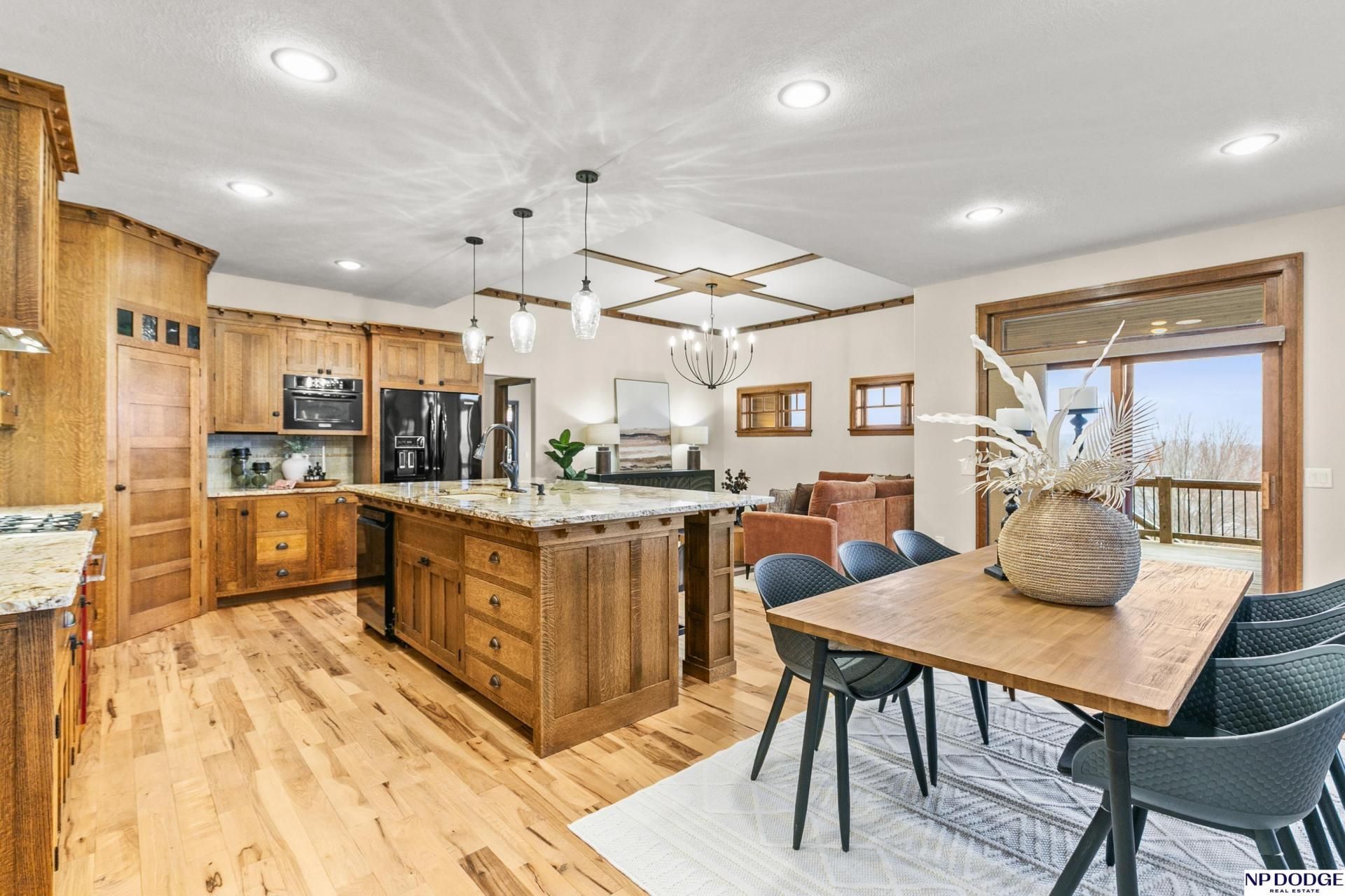 4724 Coffey Street , Papillion, NE 68133