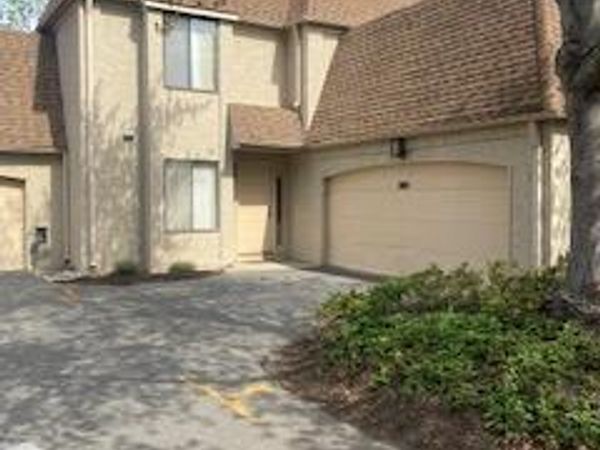 89 Gate house Lane , Edison, NJ 08820