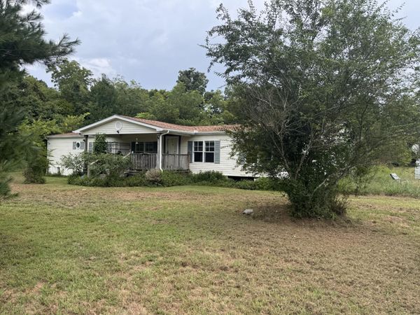 334 Deer Point Rd , Unionville, TN 37180