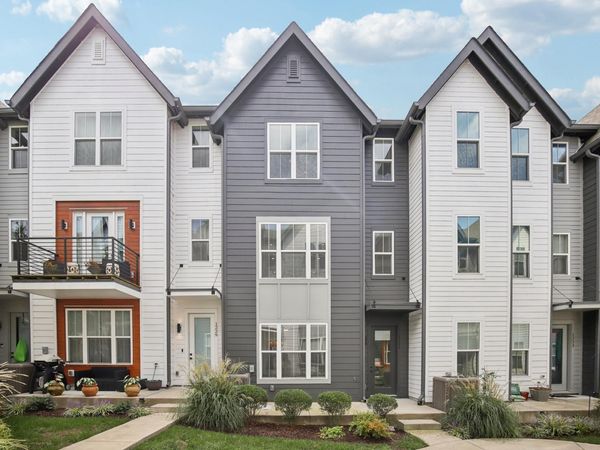 1231 Nations Dr , Nashville, TN 37209