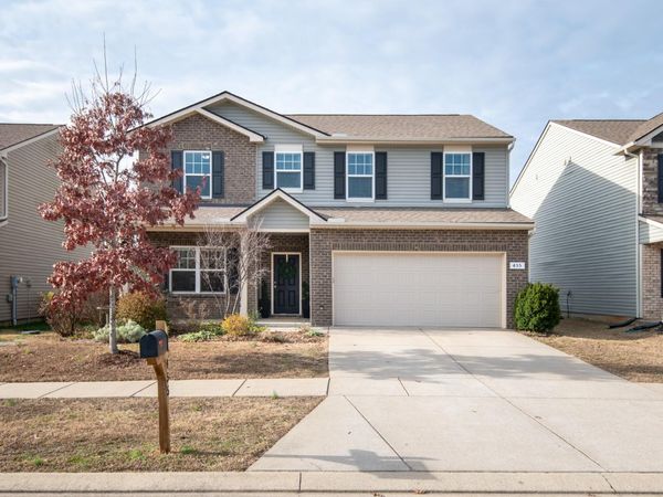 455 Owl Dr , Lebanon, TN 37087