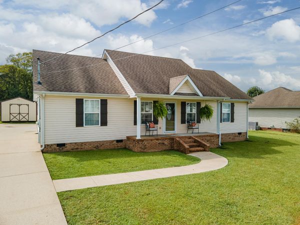 300 Daytona Dr , Cornersville, TN 37047