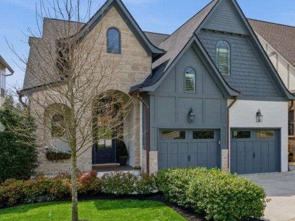 1737 Hillmont Dr , Nashville, TN 37215