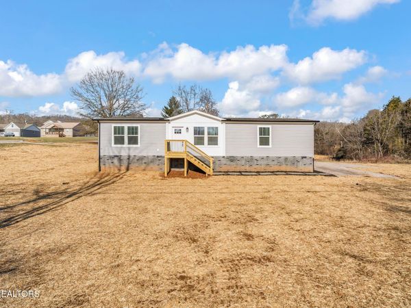 132 Cedarock Lane, Rutledge, TN 37861