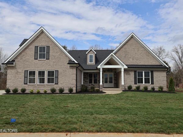 2397 W Port Drive, Lenoir City, TN 37772