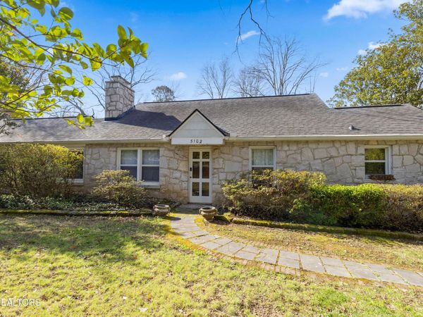 5102 E Sunset Rd, Knoxville, TN 37914