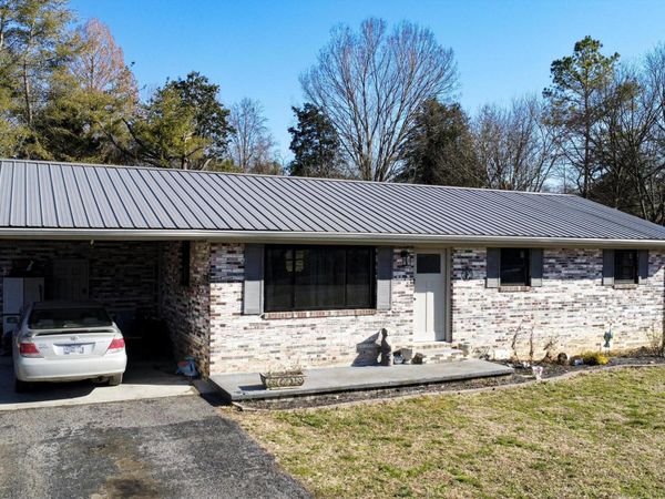 518 Fairfield Drive, Newport, TN 37821