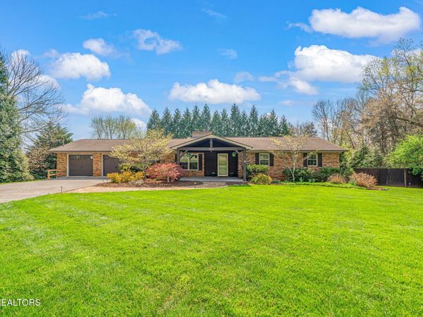 8344 Nubbin Ridge Rd, Knoxville, TN 37923