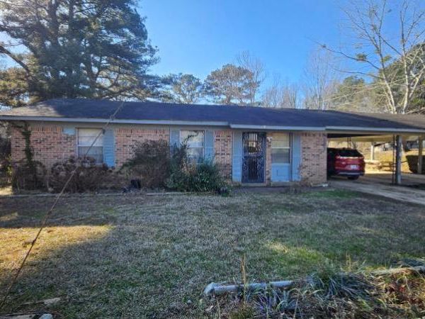 31 Sanford Road, Courtland, MS 38680