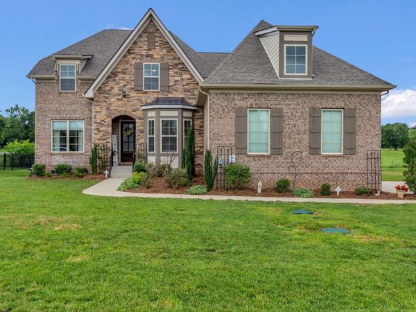 7116 Springwater St , Smyrna, TN 37167