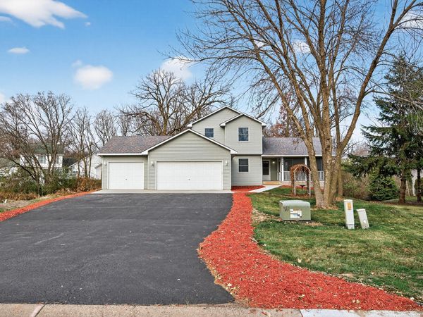 7004 256th Street , Wyoming, MN 55092