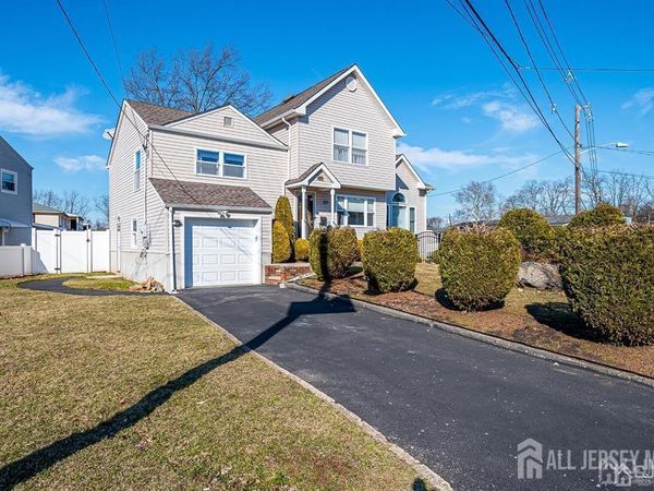 259 McFarlane Road , Colonia, NJ 07067