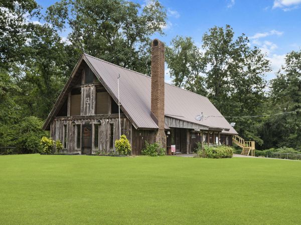 48 Brady Rd., Petal, MS 39465