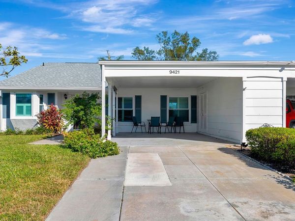 9421 KINGSTON DRIVE , BRADENTON, FL 34210