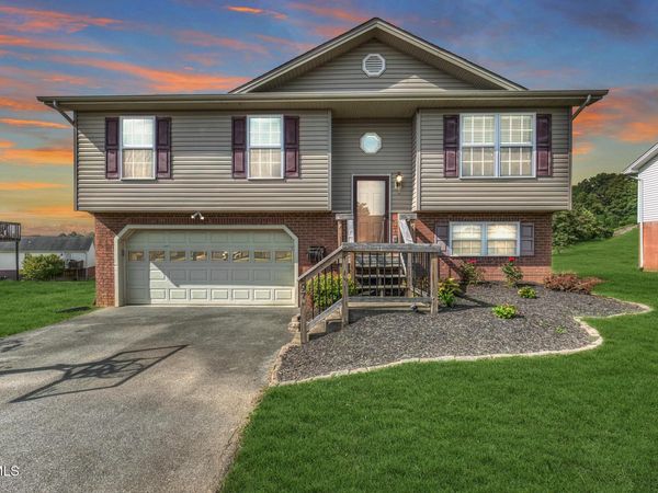 97 Mountain Creek Court, Jonesborough, TN 37659