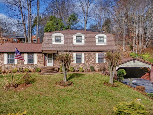 557 Valley Avenue, Erwin, TN 37650