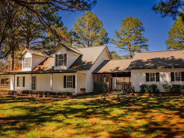 1503 172 , Monticello, AR 71655