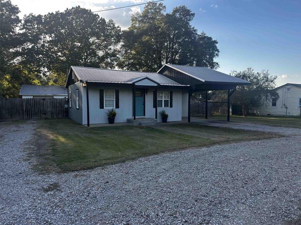 110 CATFISH LN, Crump, TN 38327