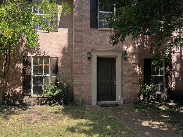 7420 DALWHINNIE TRL, Cordova, TN 38018