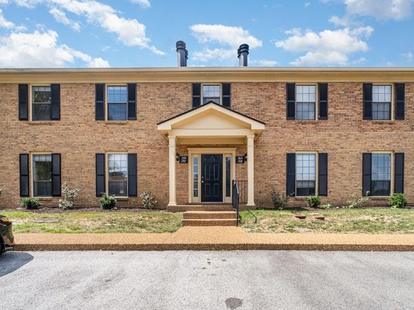 757 Fox Ridge Dr , Brentwood, TN 37027