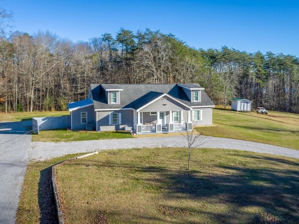 738 Orchard Drive , Tracy City, TN 37387