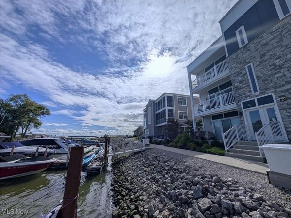 2564 S Waterside Court , Unit 221, Lakeside Marblehead, OH 43440