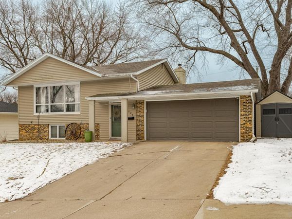 624 27th Street NW, Rochester, MN 55901