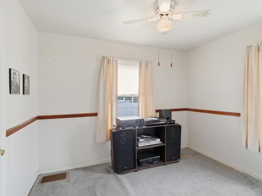4009 St Johns Terrace, Deer Park, OH 45236 Photo 10