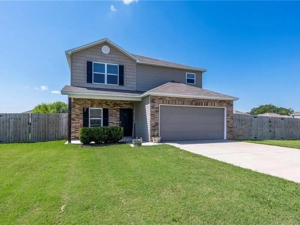 805 NW 70th Avenue , Bentonville, AR 72713