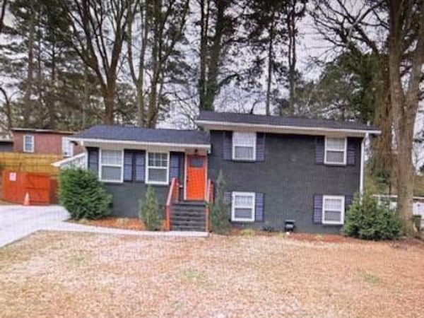 391 Corvair Drive SE, Atlanta, GA 30354
