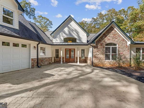 705 Brown Deer Drive, Talking Rock, GA 30175