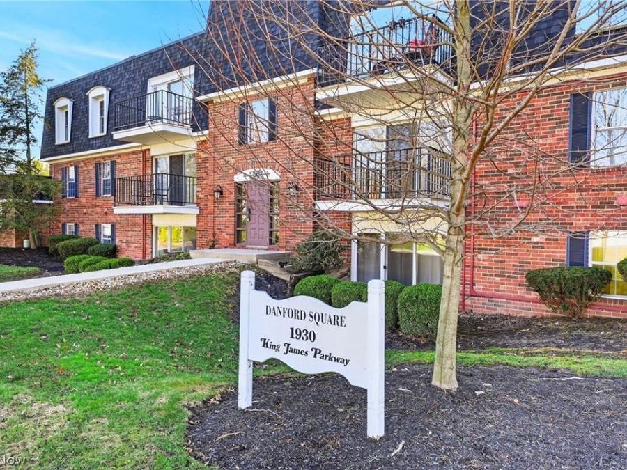 1930 King James , Unit 205, Westlake, OH 44145 Photo 1