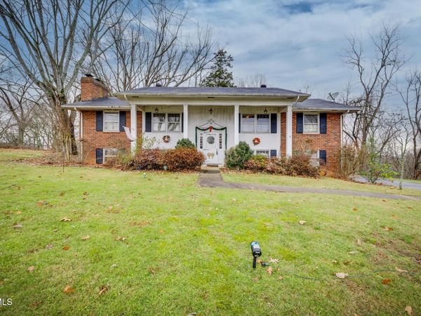 812 Beechwood Drive, Kingsport, TN 37663