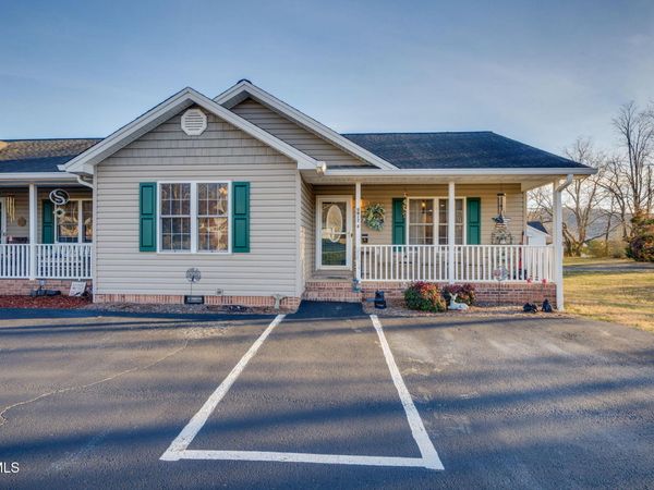 205 Dawn Drive, Unit 6, Elizabethton, TN 37643