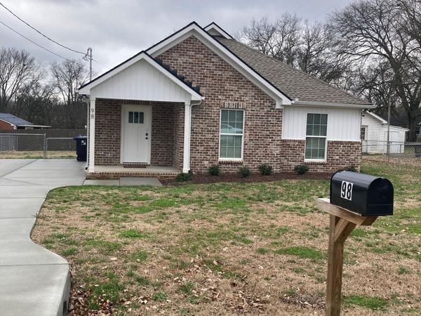 98 Dawn Dr , Columbia, TN 38401