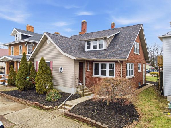 474 N Court Street , Circleville, OH 43113