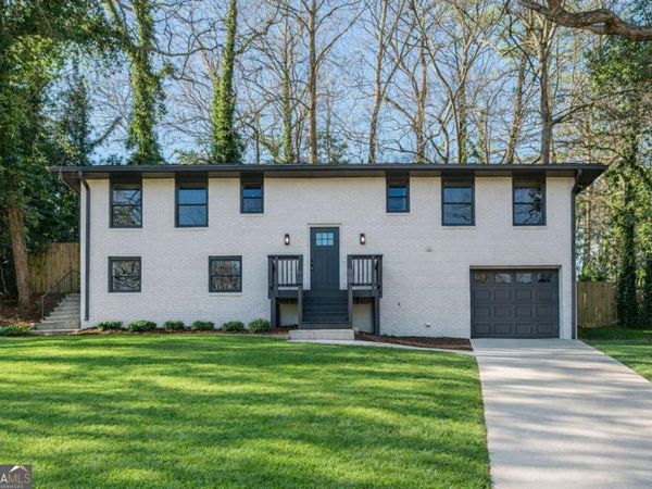 422 Susan Creek Drive, Stone Mountain, GA 30083