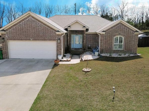 211 Creek View , Austin, AR 72007