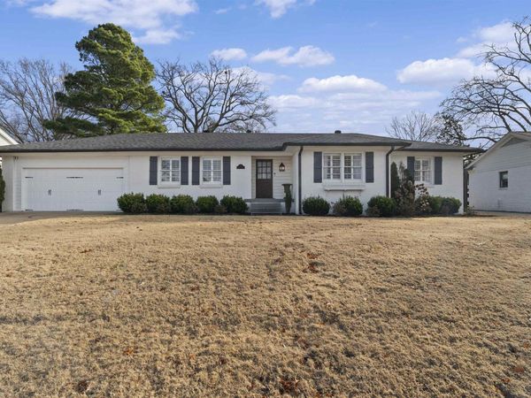 194 WALLACE DR, Memphis, TN 38117