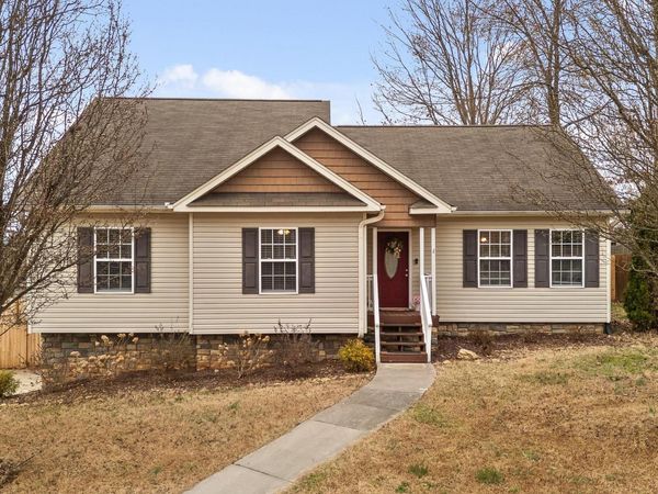 208 Home Place Court, Cleveland 37323