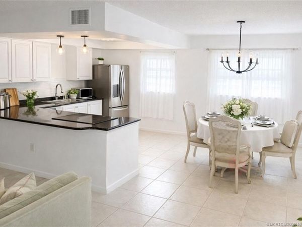 2600 S Kanner Highway , Unit V12, Stuart, FL 34994