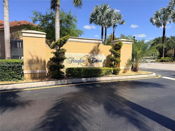 4110 NE 22nd Ct , Homestead, FL 33033