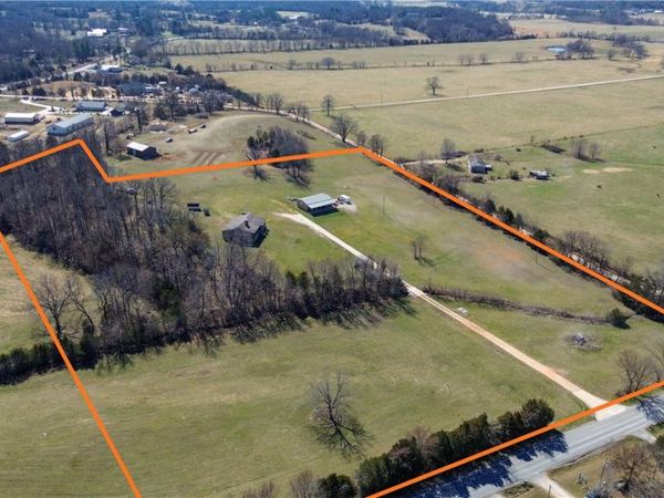 10781 Illinois Chapel Road , Prairie Grove, AR 72753